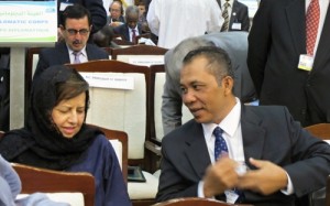 Zeti and Abd Latif before the IDB Prize presentation ceremony.